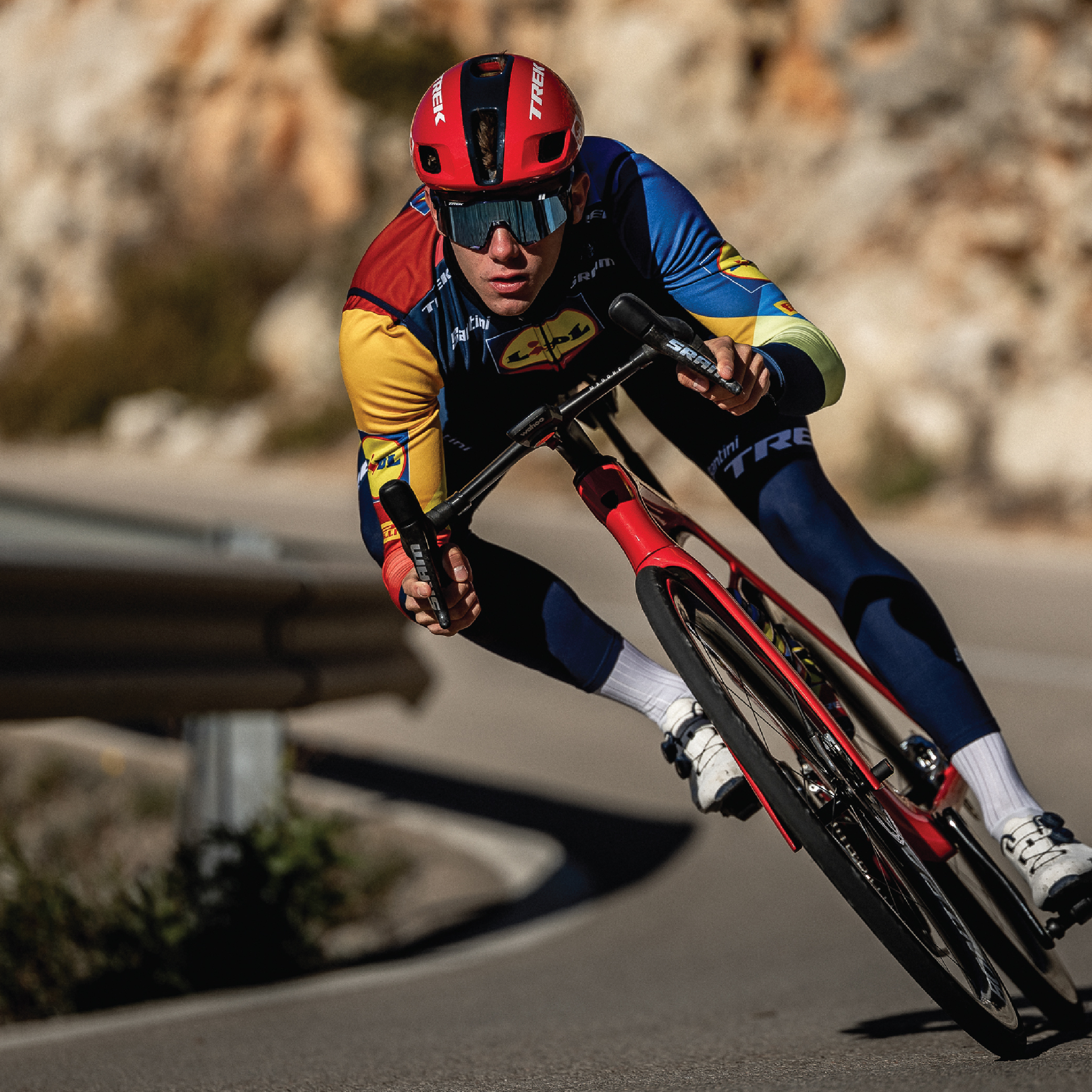 Juego de neumáticos y tubo inteligente Pirelli P ZERO 4S 28-622 23/32-622 700C con llavero - Imagen 9 de 9