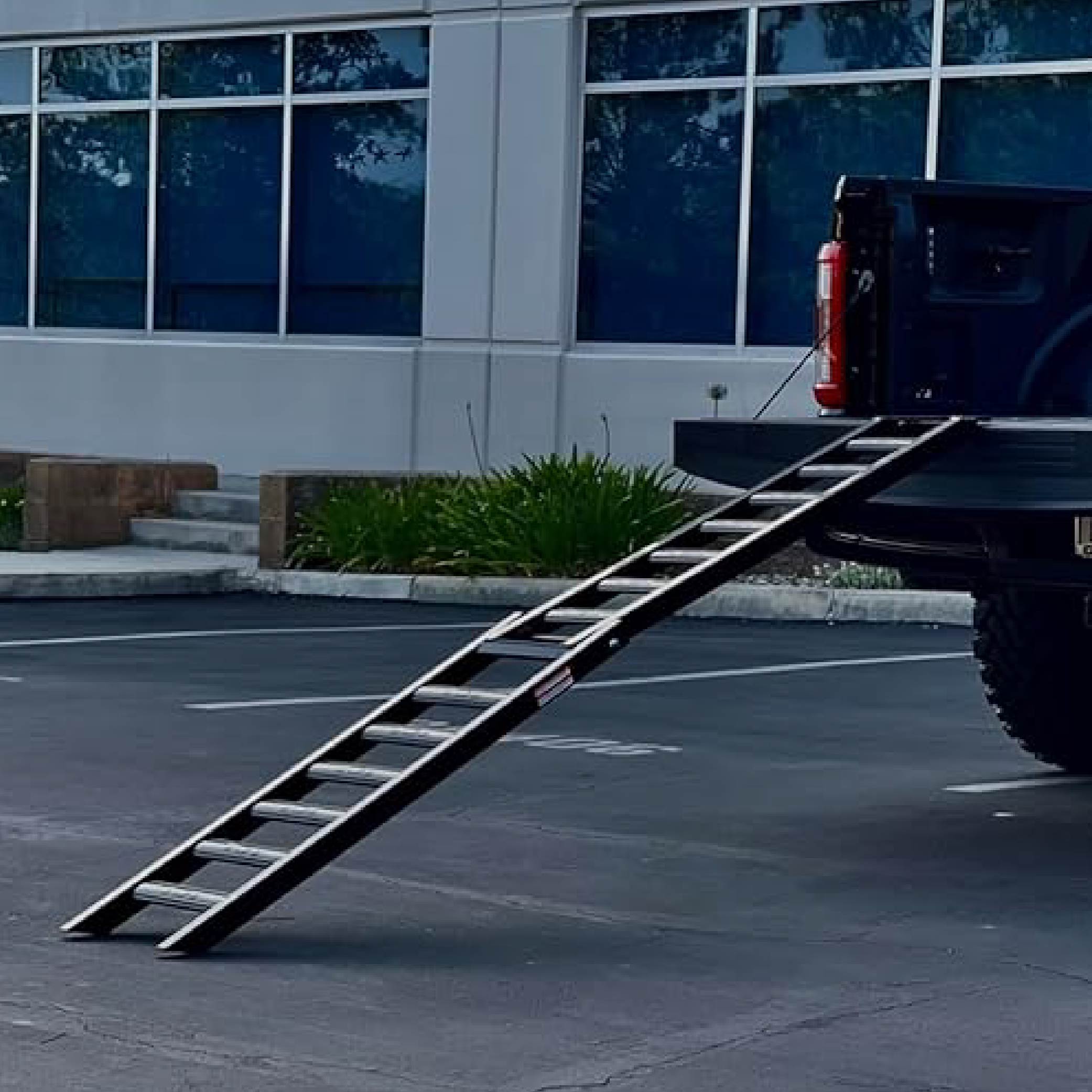 Matrix Concepts A8 8 Ft Aluminum Ramp for Dirt Bikes, ATV & UTV (Black/White)